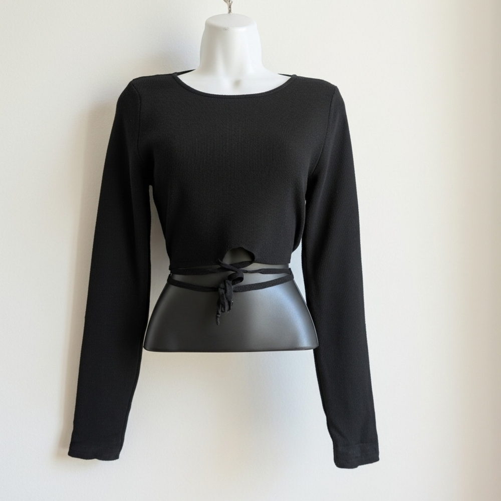 Le Lis Black Crew Neck Sweater Cropped Tie Waist Academia Dark